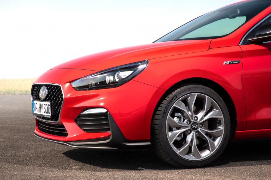 Детали экстерьера Hyundai i30 N Line (PD) 2018 года  (WW) (фото 10 из 40)